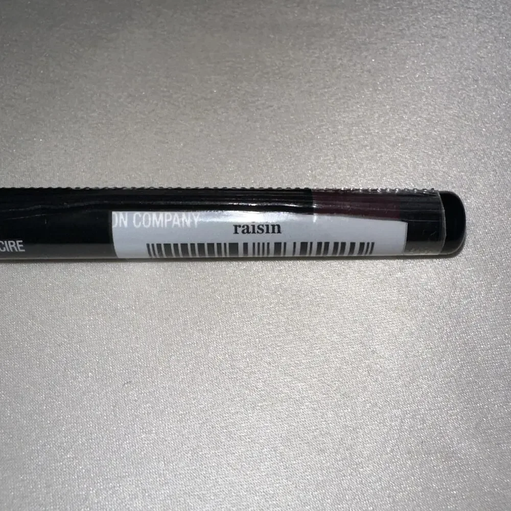 New Avon fmg Glimmer Waterproof Eyeliner In Raisin Purple Purple-ish